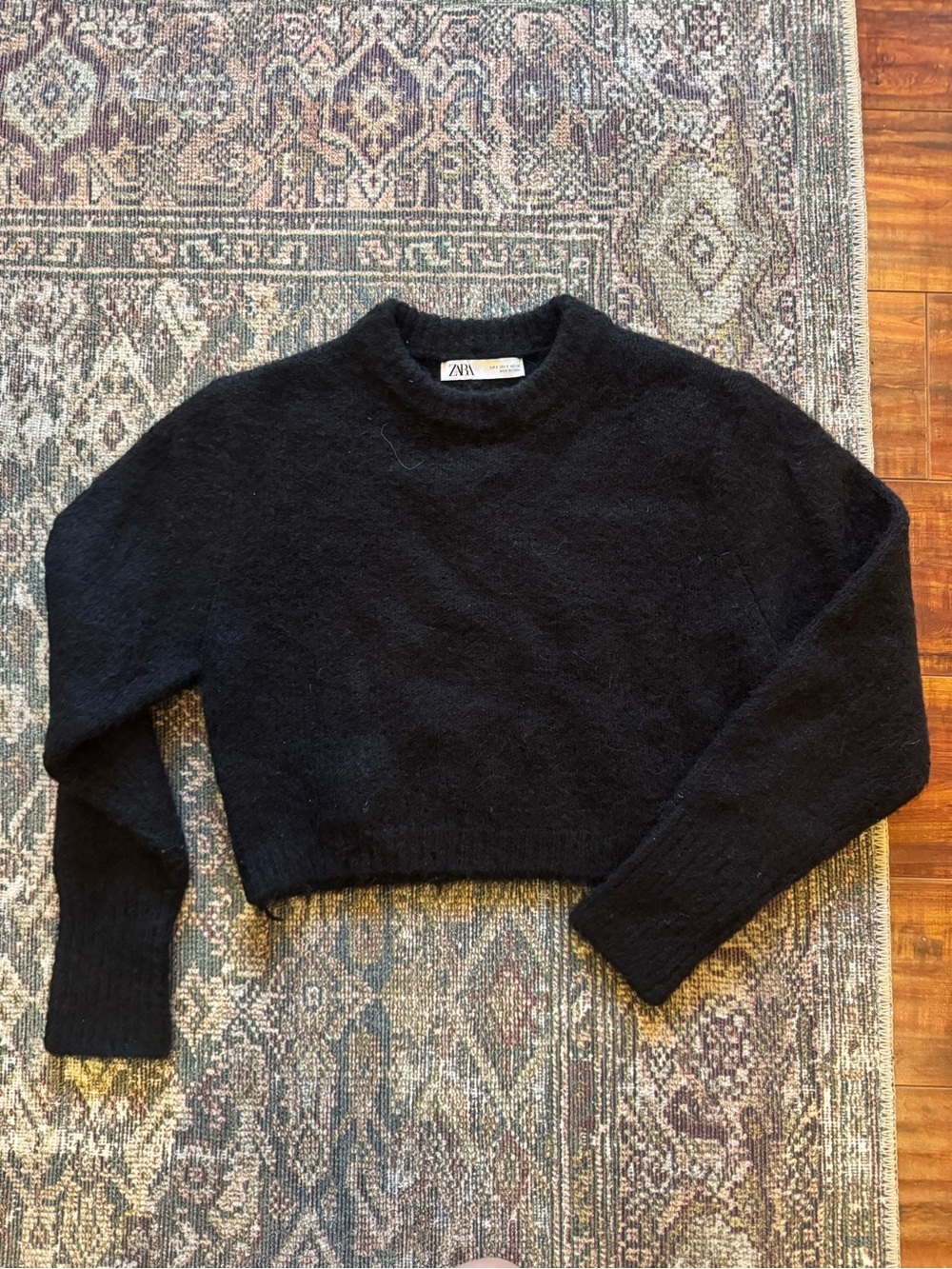 ZARA Black Cropped Crewneck Knit Sweater